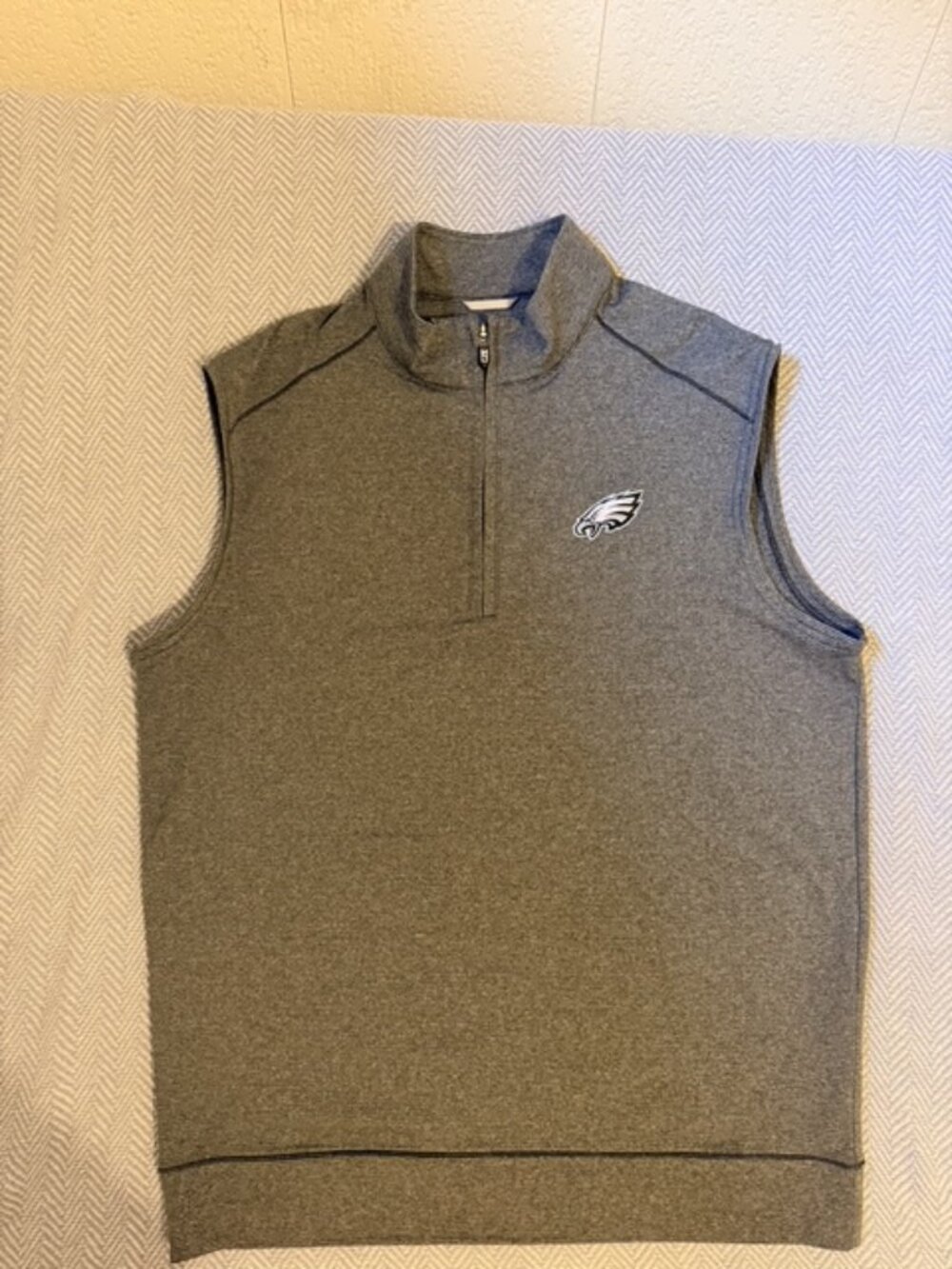 Cutter Buck Philadelphia Eagles Vest Mens LT Gray Quarter Zip Golf Sleeveless